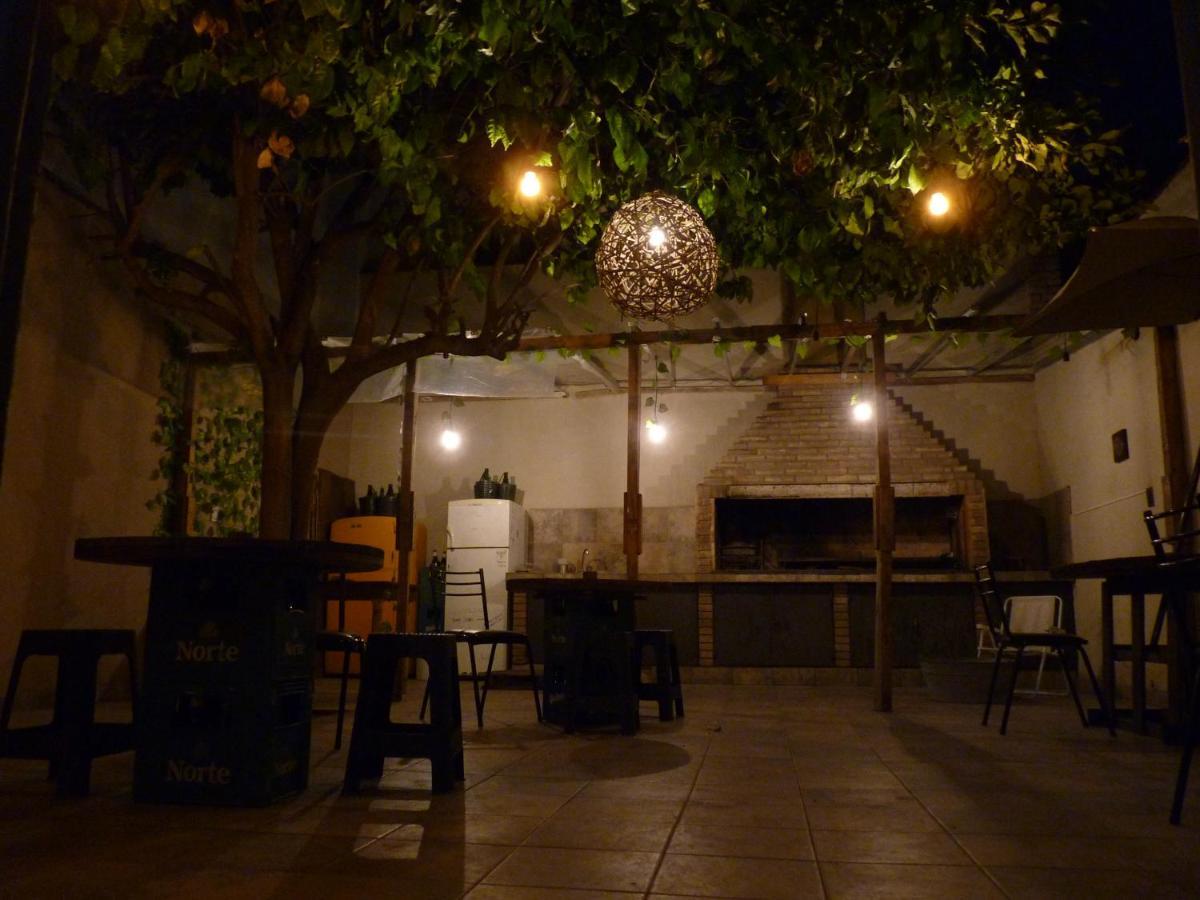 Koala Hostel เมนโดซา ภายนอก รูปภาพ
